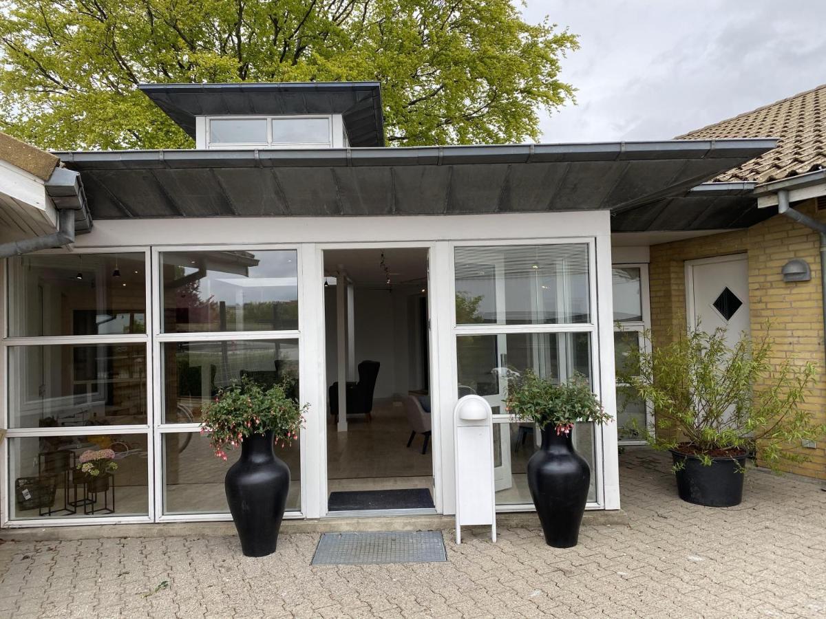 Hotel Sov Godt Herning Bagian luar foto